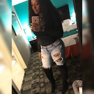 Meet your Posher, Angela